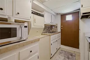 10 Kerins Terrace, Newport, RI 02840 - Photo 37