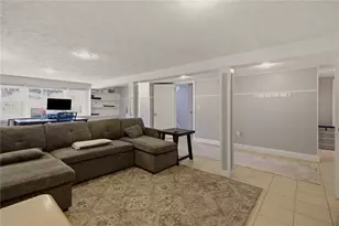 10 Kerins Terrace, Newport, RI 02840 - Photo 35