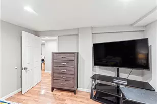 186 California Ave, Providence, RI 02905 - Photo 23