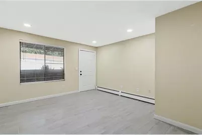 569 Smithfield Road #9, North Providence, RI 02904 - Photo 5