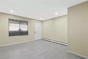 569 Smithfield Rd, North Providence, RI 02904 - Photo 5