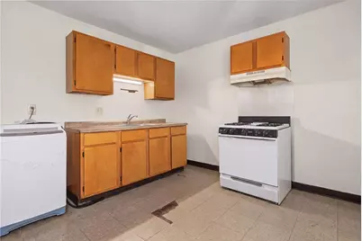 471 Pond Street, Woonsocket, RI 02895 - Photo 15