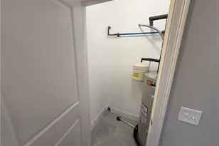 1535 Atwood Ave, Johnston, RI 02919 - Photo 9