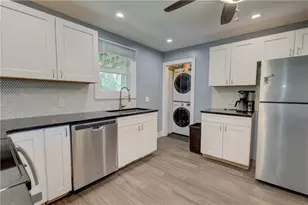 535 Ten Rod Rd, North Kingstown, RI 02852 - Photo 9