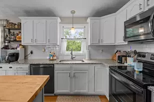 73 Palm Blvd, Warwick, RI 02888 - Photo 11