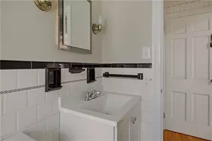 26 Roberta Dr, Barrington, RI 02806 - Photo 19