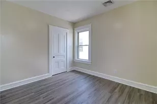 28 Magnolia St, Pawtucket, RI 02860 - Photo 9