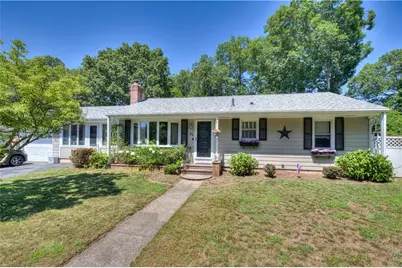 51 Enfield Drive, West Warwick, RI 02893 - Photo 3