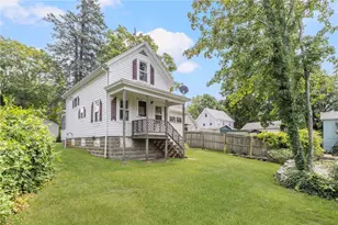 21 Bluff Ave, Tiverton, RI 02878 - Photo 33