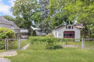 21 Bluff Ave, Tiverton, RI 02878 - Photo 37