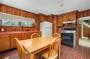 21 Bluff Ave, Tiverton, RI 02878 - Photo 11