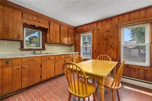 21 Bluff Ave, Tiverton, RI 02878 - Photo 13
