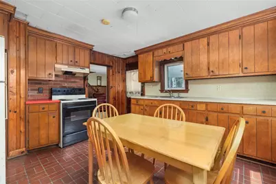 21 Bluff Avenue, Tiverton, RI 02878 - Photo 11