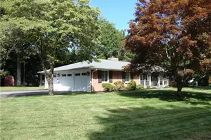 132 Timberline Rd, Warwick, RI 02886 - Photo 5