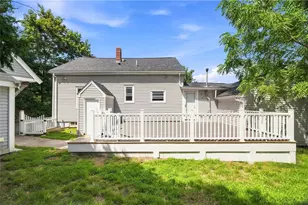 31 Coolidge Ave, Woonsocket, RI 02895 - Photo 33