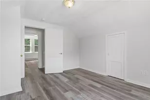 31 Coolidge Ave, Woonsocket, RI 02895 - Photo 17