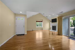 500 Mendon Rd, Cumberland, RI 02864 - Photo 9