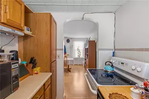 43 Virginia Ave, Woonsocket, RI 02895 - Photo 5