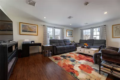 14 Clinton Avenue #3, Jamestown, RI 02835 - Photo 11