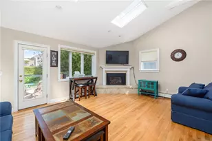 288 Green End Ave, Middletown, RI 02842 - Photo 21