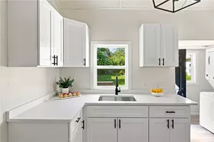 45 Milton Rd, Warwick, RI 02888 - Photo 7