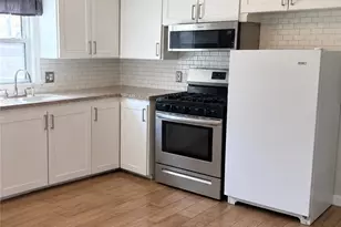 18 Elm St, North Providence, RI 02911 - Photo 3