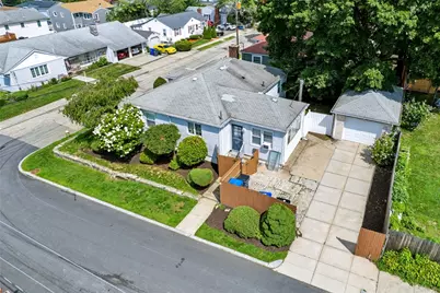 57 Oakwood Avenue Avenue, Providence, RI 02909 - Photo 1