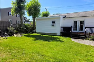 45 Allard St, Cranston, RI 02920 - Photo 13