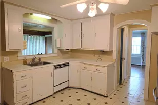 44 Betsey Williams Dr, Cranston, RI 02905 - Photo 9