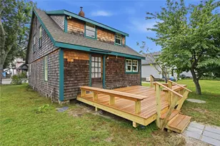 84 Narragansett St, North Kingstown, RI 02852 - Photo 5