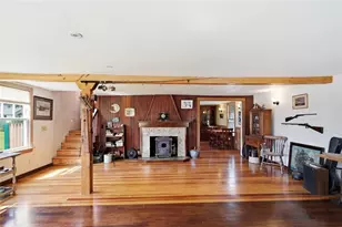 84 Narragansett St, North Kingstown, RI 02852 - Photo 9