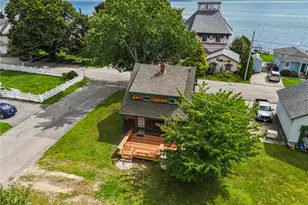 84 Narragansett St, North Kingstown, RI 02852 - Photo 3