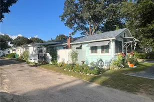50 Andrew Comstock Rd, Warwick, RI 02886 - Photo 5