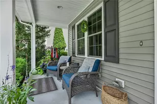 18 Country Hill Ln, Smithfield, RI 02917 - Photo 7