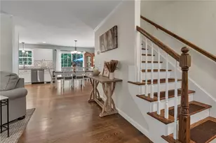 18 Country Hill Ln, Smithfield, RI 02917 - Photo 3