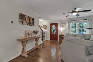 18 Country Hill Ln, Smithfield, RI 02917 - Photo 21