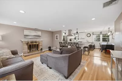 77 Harper Avenue, Cranston, RI 02910 - Photo 9