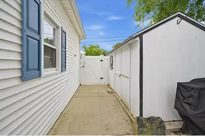 77 Harper Avenue, Cranston, RI 02910 - Photo 31