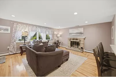 77 Harper Avenue, Cranston, RI 02910 - Photo 9