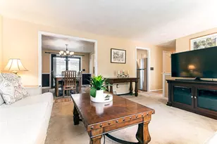 43 Crescendo Dr, Warwick, RI 02889 - Photo 5