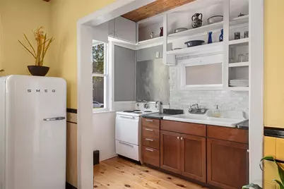 203 Power Street, Providence, RI 02906 - Photo 11