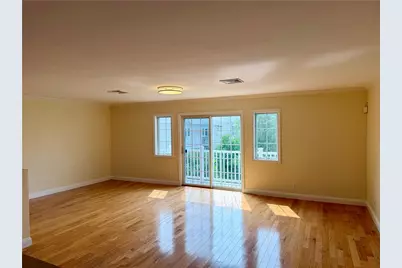 679 Metacom Avenue #68, Bristol, RI 02809 - Photo 3