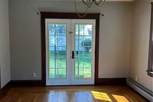 680 Pontiac Ave, Cranston, RI 02910 - Photo 9