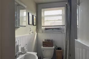 460 Morris Ave, Providence, RI 02906 - Photo 11