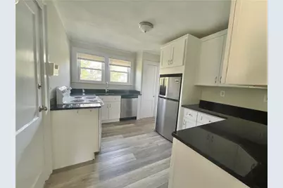 460 Morris Avenue #2, Providence, RI 02906 - Photo 9
