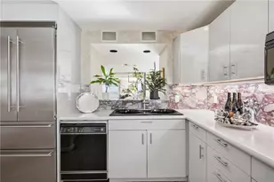 400 Meshanticut Valley Pkwy, Cranston, RI 02920 - Photo 13