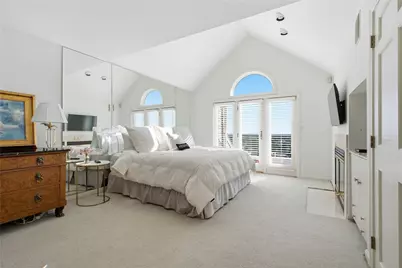 400 Meshanticut Valley Parkway #16, Cranston, RI 02920 - Photo 35