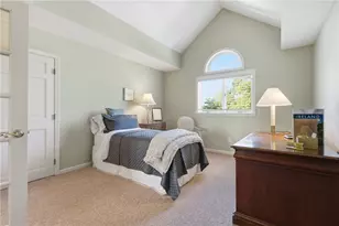 400 Meshanticut Valley Pkwy, Cranston, RI 02920 - Photo 31