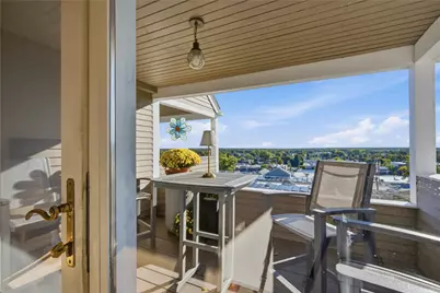 400 Meshanticut Valley Parkway #16, Cranston, RI 02920 - Photo 27