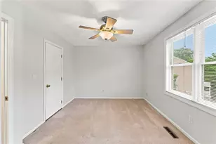 3399 Post Rd, Warwick, RI 02886 - Photo 29